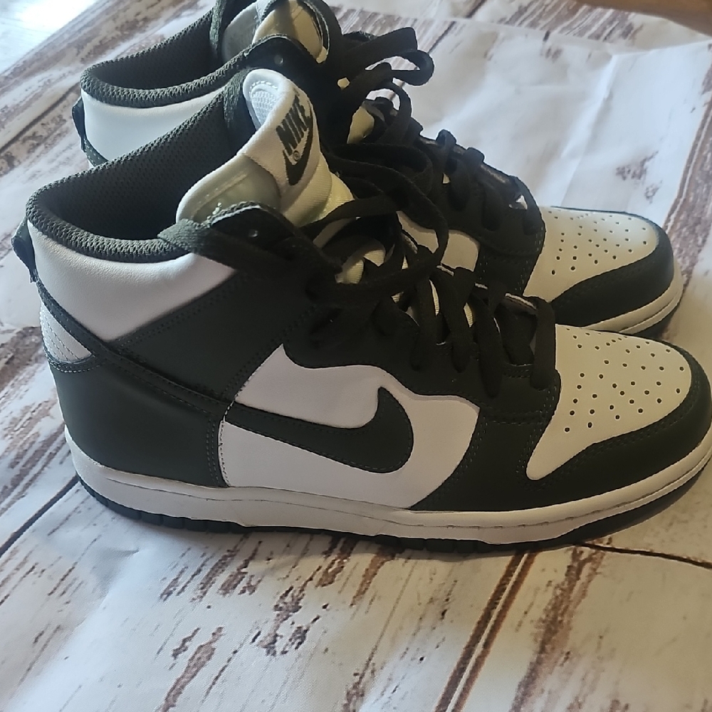 Nike Olive and White High-Top Sneakers - Picture 2 of 9